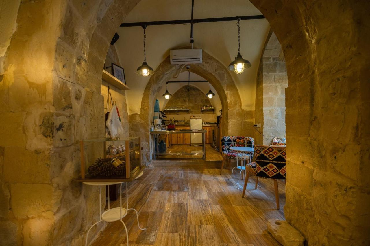 Jordan Heritage Madhafa Hotel